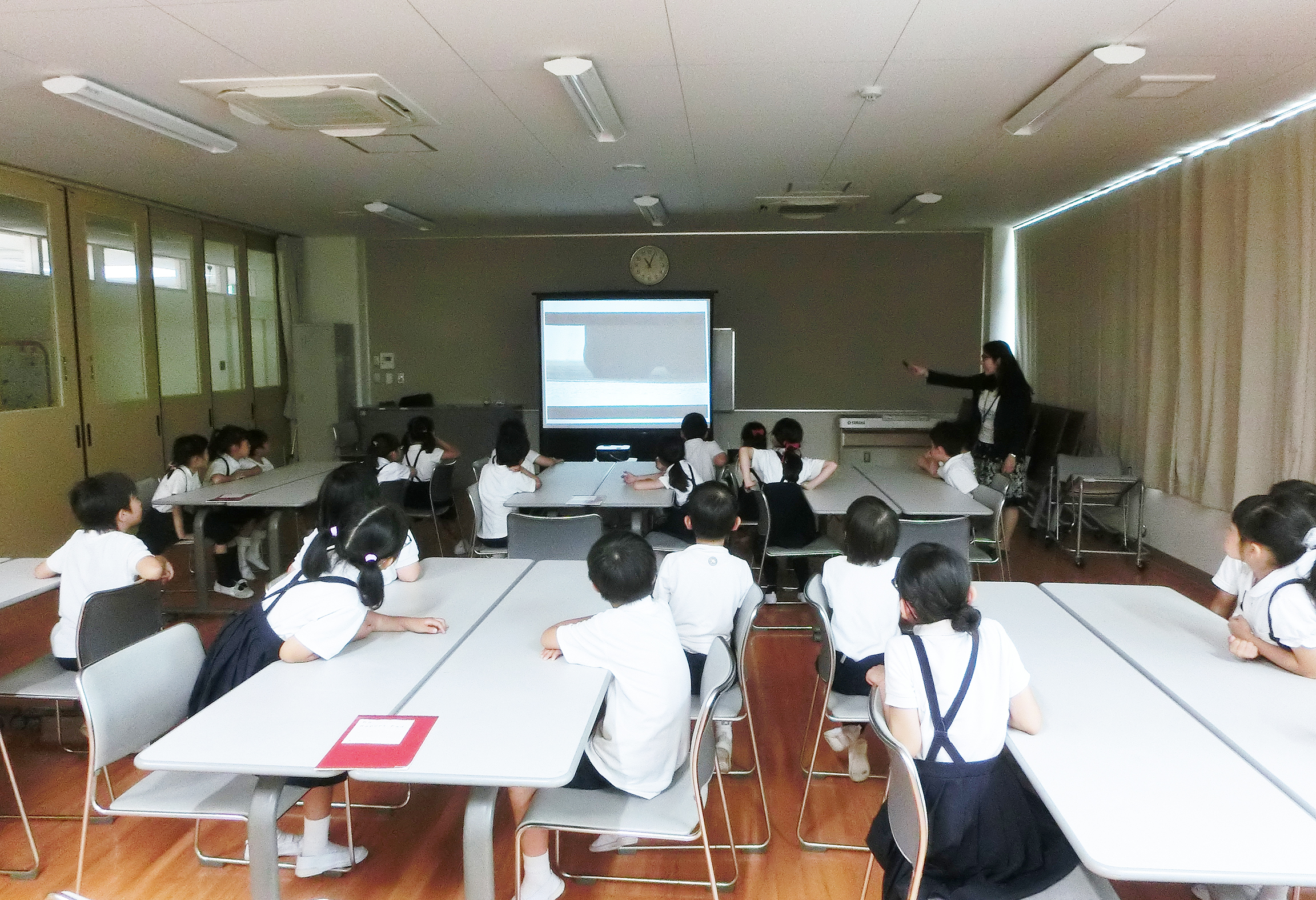 堺市立熊野小学校でのワークショップの様子